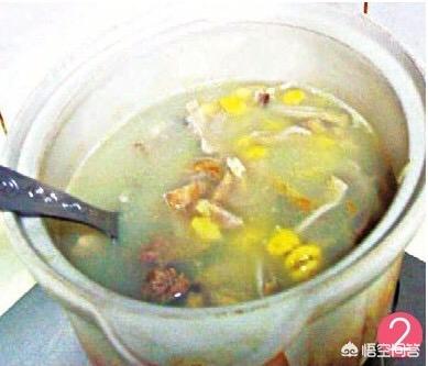 如何区分积食呕吐和受凉呕吐:孩子感冒发烧、积食呕吐，该怎么办？