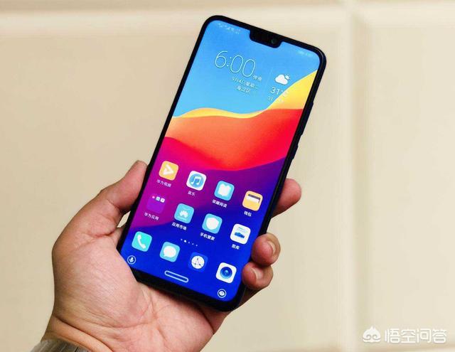 不玩游戏,麻烦推荐一下2000以内高性价比的手机,有哪些？