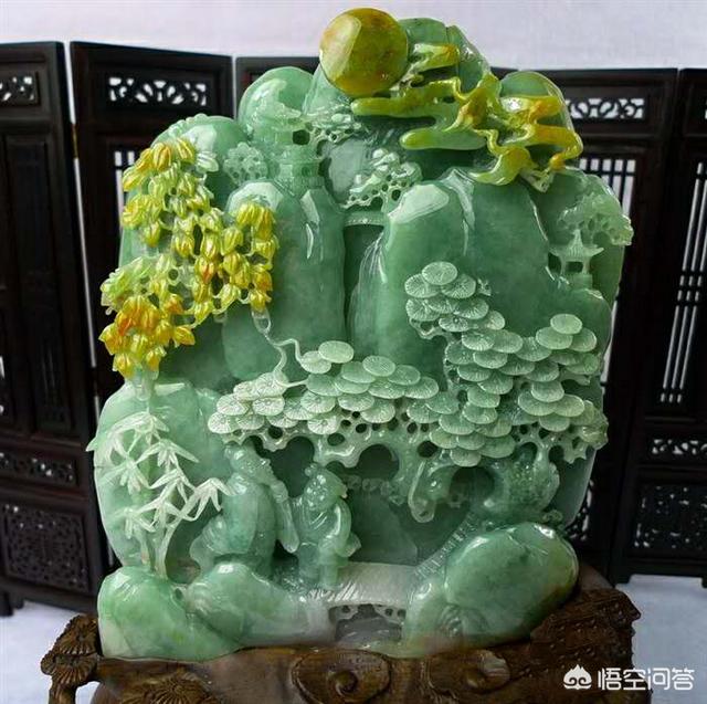 翡翠的形成过程图解,价格高昂的翡翠是如何从石头诞生的？