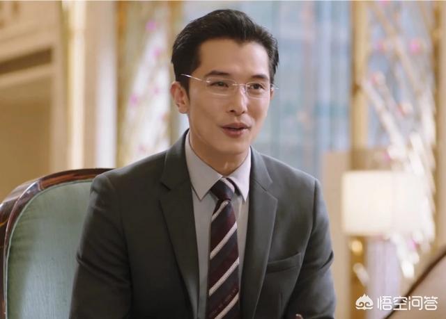 怎么看待《幸福一家人》里房天忆和白雪这一对？你们觉得何美璇演的“追星女孩”如何？