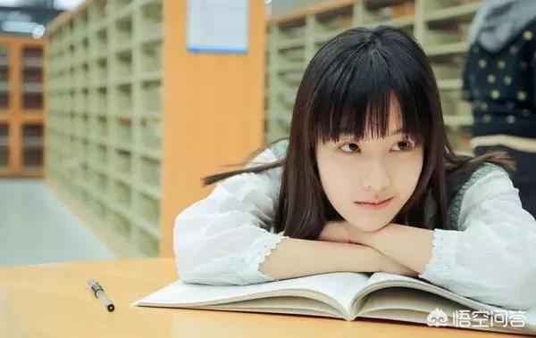 明明长得很漂亮，却不适合演古装的女明星有哪些？