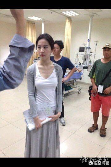 演员洪学敏:80年代的那些影视女星，你觉得谁的演技更好，你更喜欢谁
