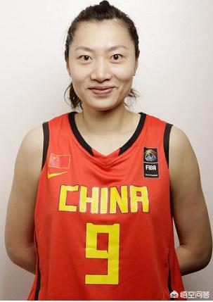 CBA广东宏远第一位退休的员工关德友，他是什么来头？为什么那么多球迷祝福他呢？