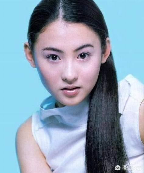 年轻时的关之琳:为什么有人说关之琳成也美貌，败也美貌？