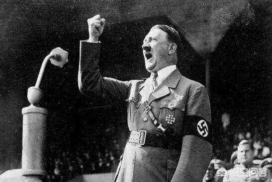 希特勒怎么死的：希特勒为什么要杀犹太人