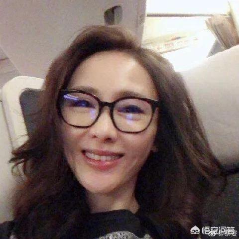 黎婴:当年美出天际的黎姿现在怎么样了？