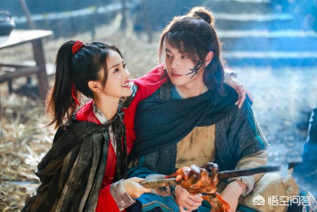 招摇的演员:如何评价白鹿在《招摇》中的演技
