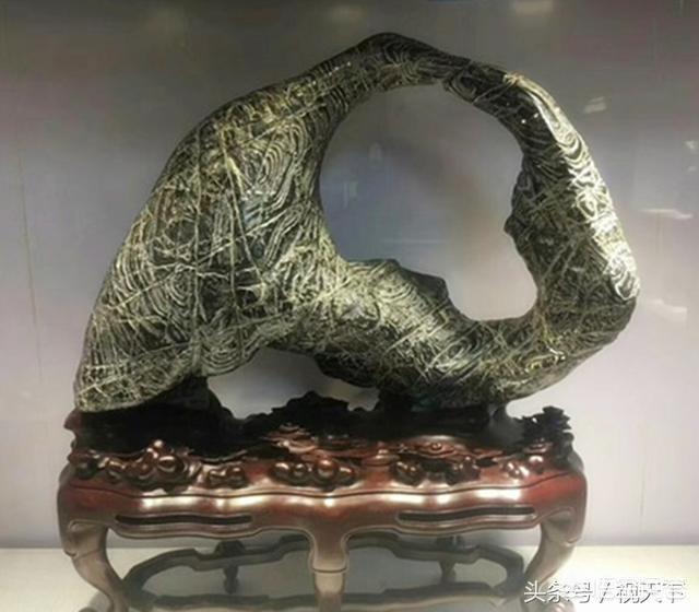 石头里怎么找玉石,寻找天然奇石需要具备哪些条件？