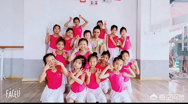 有个漂亮又可爱的女儿是什么体验？