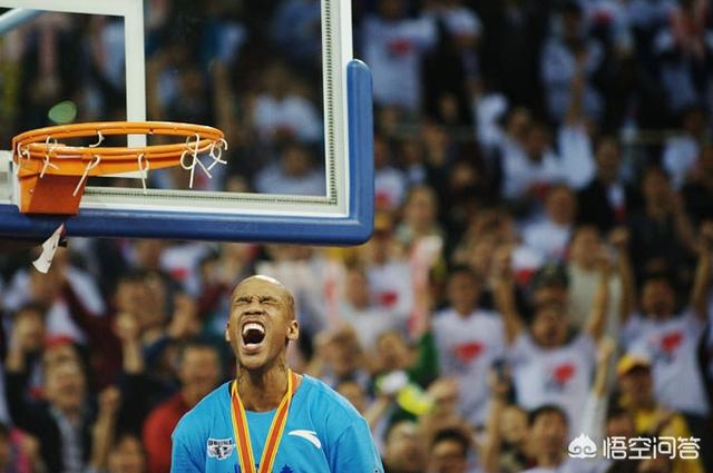 马布里nba:马布里为什么在NBA没能取得成功，来到中国却名声大噪？