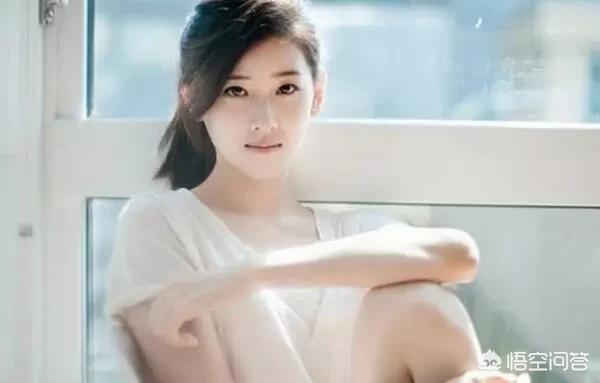 明明长得很漂亮，却不适合演古装的女明星有哪些？