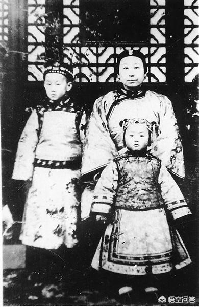 张佩纶:张佩纶为李鸿章女婿，为何后期仕途不畅？