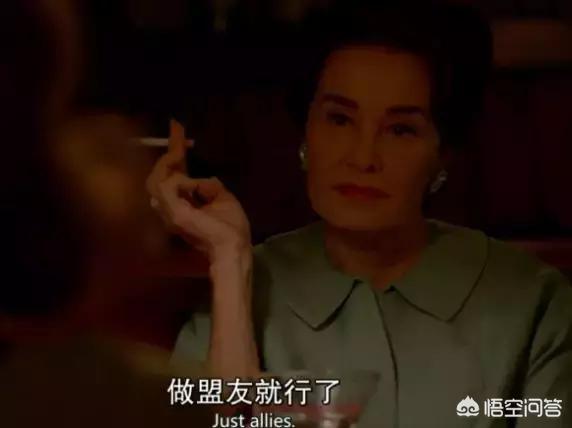 贝蒂戴维斯:好莱坞女星琼·克劳馥的人生到底有多传奇？