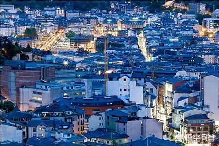 倭蜂猴进商店:安道尔是个怎样的国家？为何很多中国人是它的“国民”？