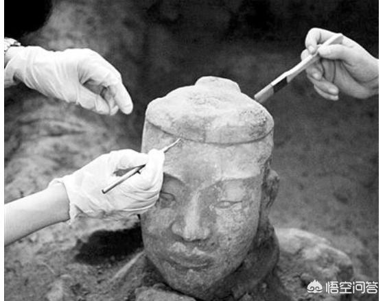 挖墓时的灵异事件:对于考古时挖墓的行为你怎么看？