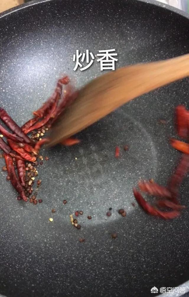 水煮牛肉怎么做,四川菜的水煮牛肉怎么做才好吃？