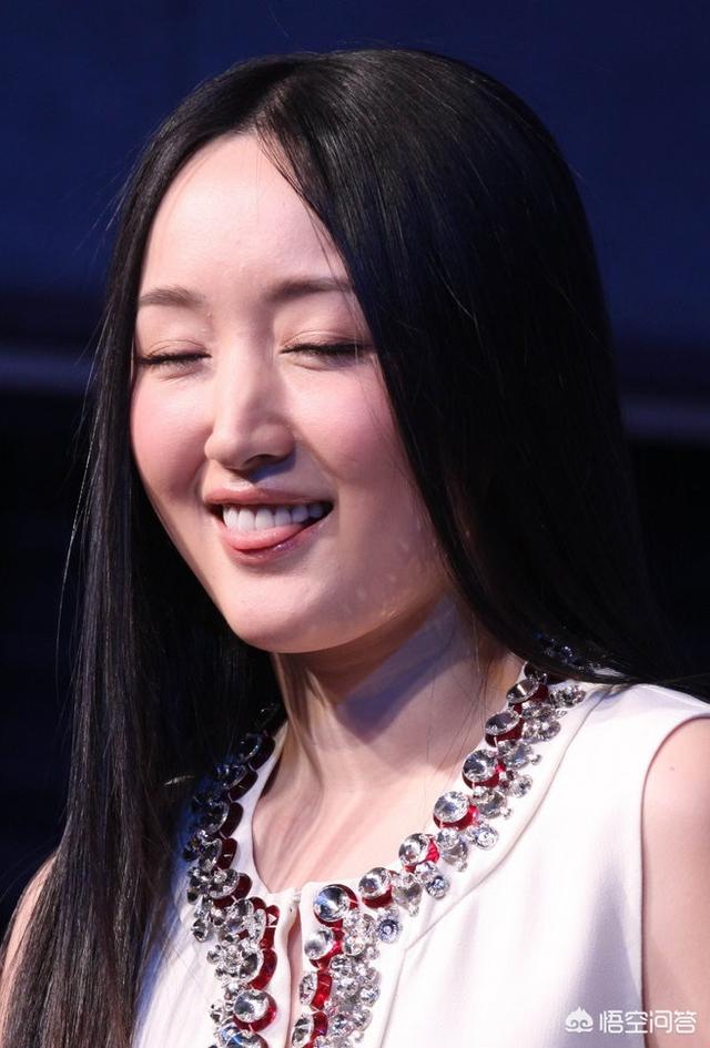 杨钰莹年龄和个人资料:同样是“甜歌皇后”，李玲玉与杨钰莹有何区别？