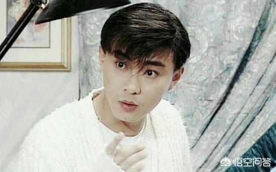 张卫健光头原因:你是喜欢张卫健光头，还是有头发呢