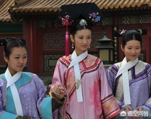 沈眉庄斓曦产子:《甄嬛传》沈眉庄产子后，彩月为何拦着皇上不让见
