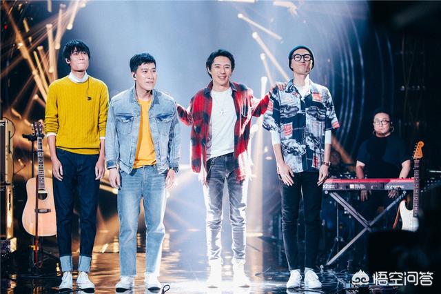 刘欢办豹纹派对:面对刘欢老师“一身便装”参加歌手比赛，你怎么看？