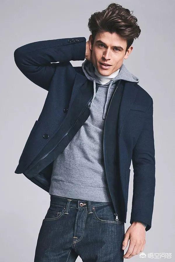 男士西服可以搭配运动鞋和卫衣吗？怎么