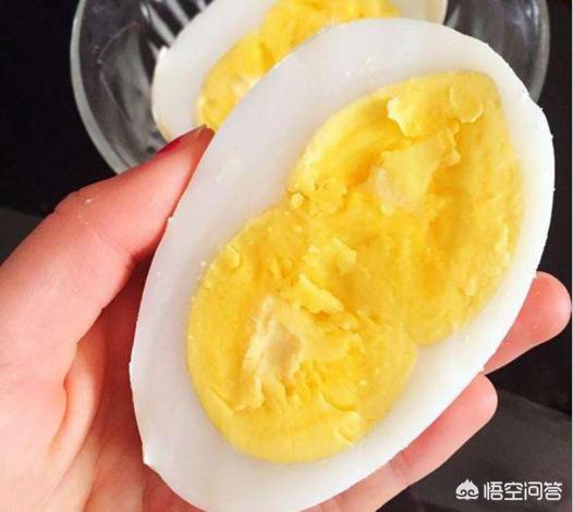 吃鹅蛋可以去胎毒吗，孕晚期喝玉米须，绿豆汤，艾叶煮鹅蛋真的可以去胎毒，黄疸吗