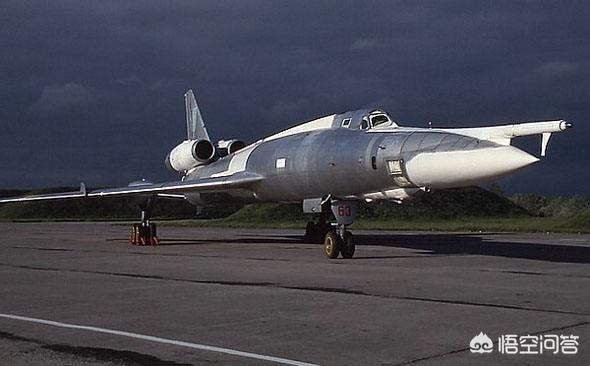 Tu-22M轰炸机是不是Tu-22的改进型号？