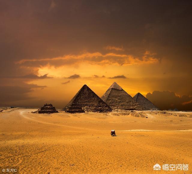 古埃及金字塔之谜，金字塔是一个墓，古埃及人为什么要把它建在地上面，以前就在地下