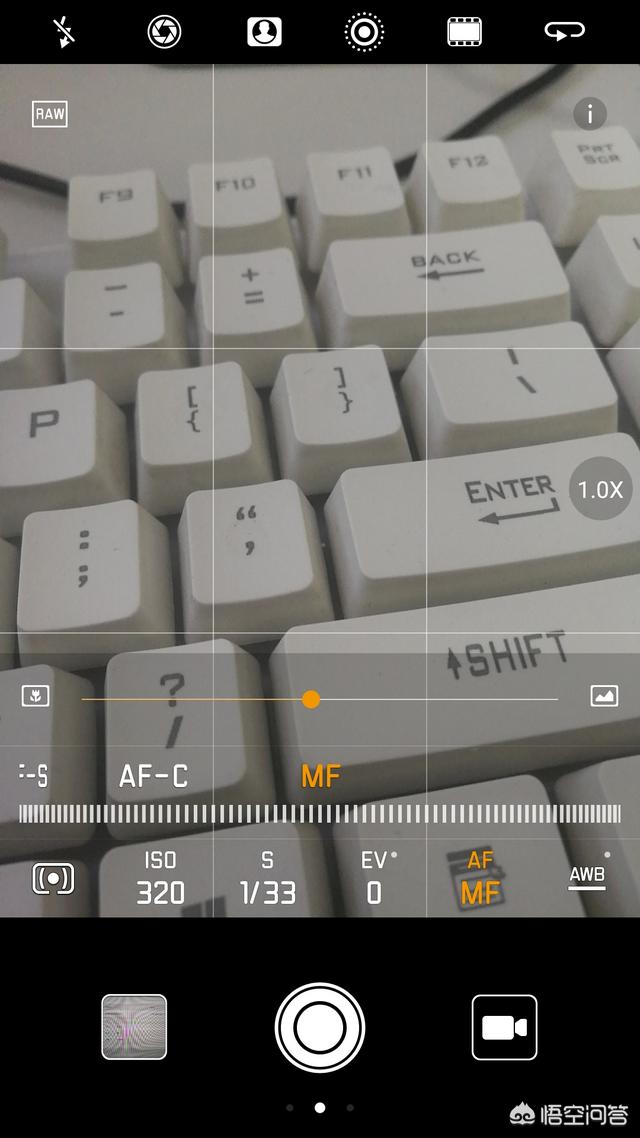 华为手机相机的专业模式都能用来拍什么题材？光圈可以设置吗？如何设置光圈？