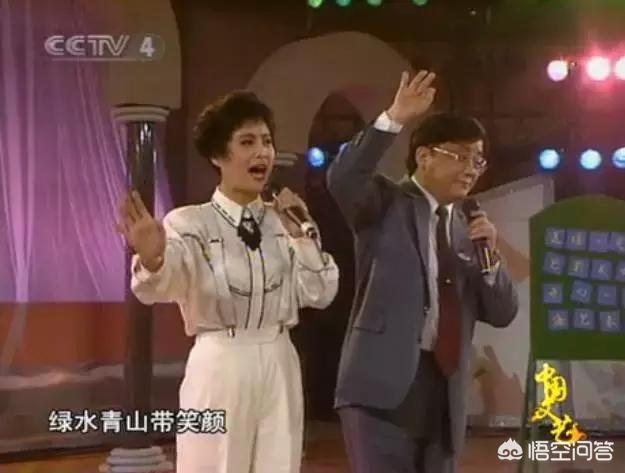杨钰莹年龄和个人资料:同样是“甜歌皇后”，李玲玉与杨钰莹有何区别？