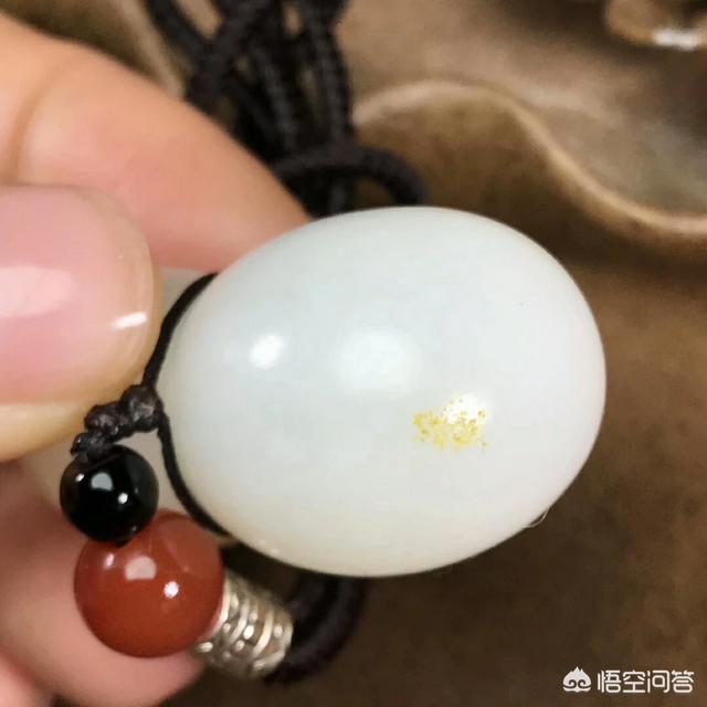 翡翠的灵气的真实故事,从小就给孩子戴翡翠，真的靠谱吗？