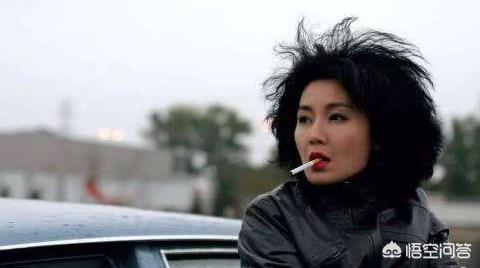 张曼玉照片:电影《青蛇》两大主演王祖贤张曼玉现状如何？