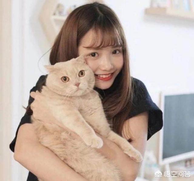 和女朋友经历过最尴尬的事是什么？