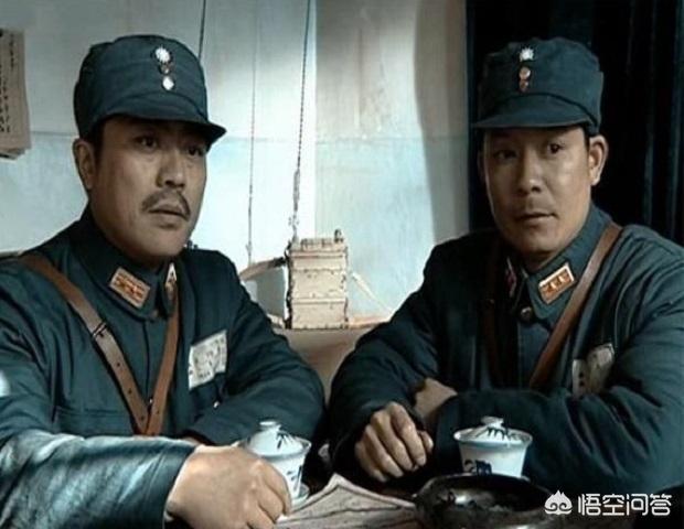 《亮剑》中,钱伯钧的一营下辖2000多兵力,为何无法围歼楚云飞的卫士班？