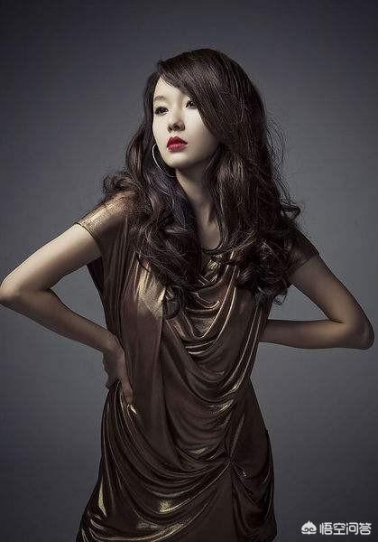 李贞贤八卦:李贞贤在韩国娱乐圈的地位相当于华语乐坛的哪位歌手？