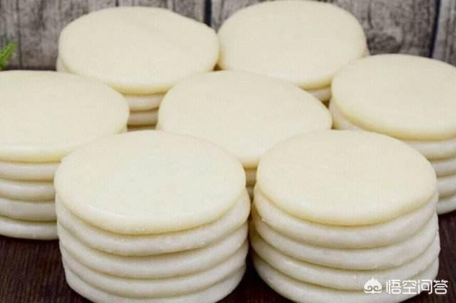 滕代远:《亮剑》里的“老总”是谁？和他一起聊天的那个长脸又是谁？