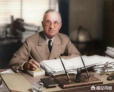 美国五星上将麦克阿瑟是怎样被解职的？为什么？插图30