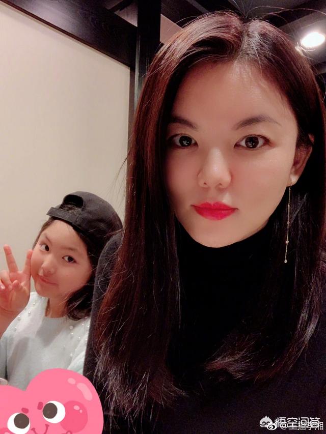 李湘的前任老公是谁:娱乐圈里有哪些感情很好的二婚夫妻？
