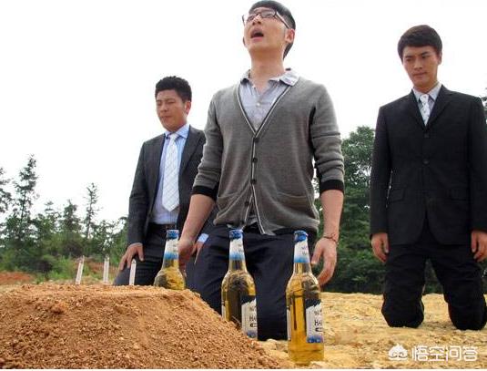 农村拜把子的兄弟母亲去世要不要戴孝帽