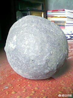 阿拉善彩玉手镯,请问玩石行家，这是什么石种？