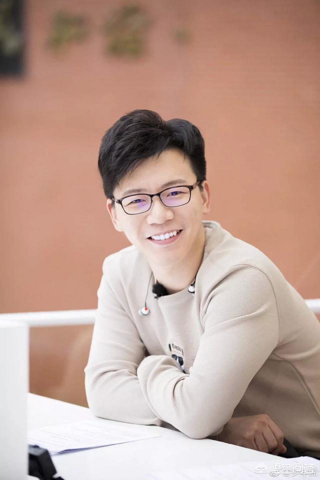奇葩说第四季辩手名单:《奇葩说》中的辩手你最喜欢谁？为什么？