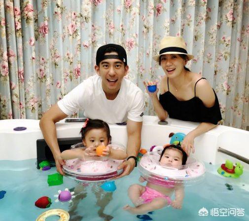 贾静雯20年前旧照:贾静雯和修杰楷相爱多年，你怎么看待他们如今才办婚礼？