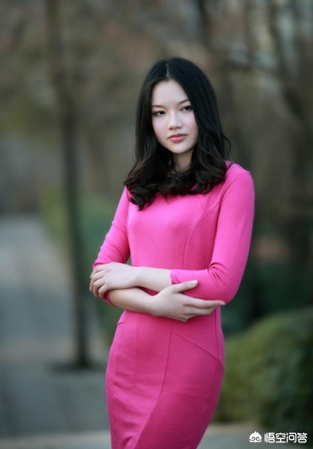 朋友圈背景图ins风:想要更换人像照片的背景，有什么简单快速的方法？