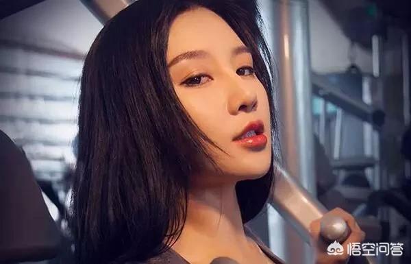 明明长得很漂亮，却不适合演古装的女明星有哪些？