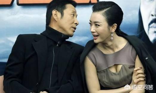 于和伟和宋林静合影:于和伟和张嘉益演技相比谁更厉害？谁的戏路更宽广？
