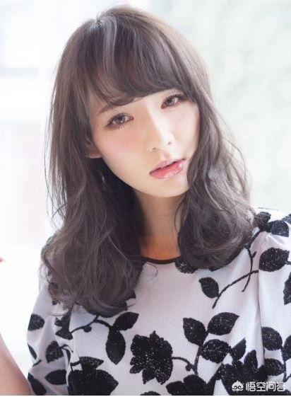 美系秋田犬灰色:2019还流行灰色的头发吗？有哪些好看的灰色系发色推荐？ 美系秋田犬价格