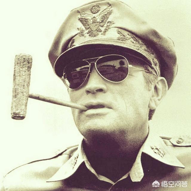 美国五星上将麦克阿瑟是怎样被解职的？为什么？插图65