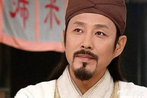 于和伟和宋林静合影:于和伟和张嘉益演技相比谁更厉害？谁的戏路更宽广？