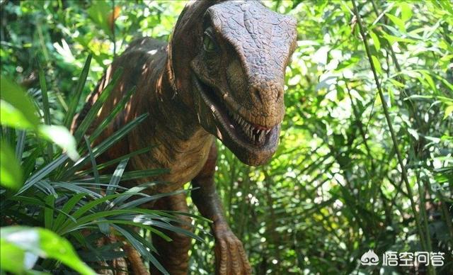 美国发现了一只活恐龙，如果一夜之间恐龙全部复活怎么办军队能消灭掉吗