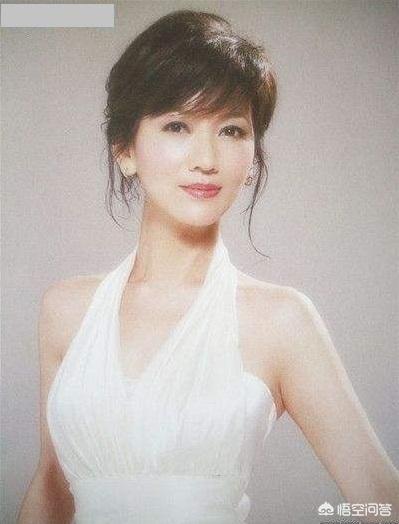 周海媚资料:当年赵雅芝落选港姐的原因是什么